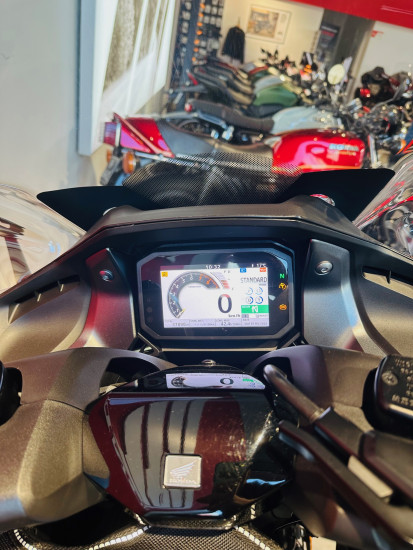 HONDA FORZA 750 - BEAUCOUZE