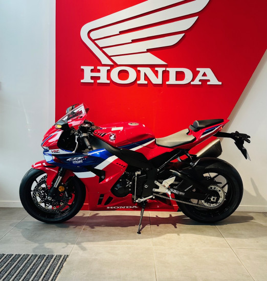 HONDA CBR 1000 RR-R Fireblade - BEAUCOUZE
