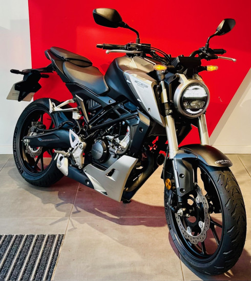 HONDA CB 125 R - BEAUCOUZE