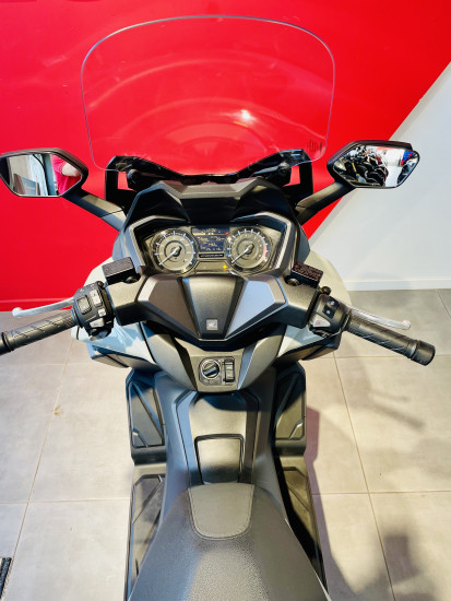 HONDA FORZA 125 - BEAUCOUZE