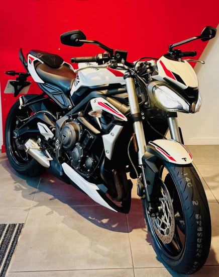 TRIUMPH Street Triple 660 S A2 - BEAUCOUZE