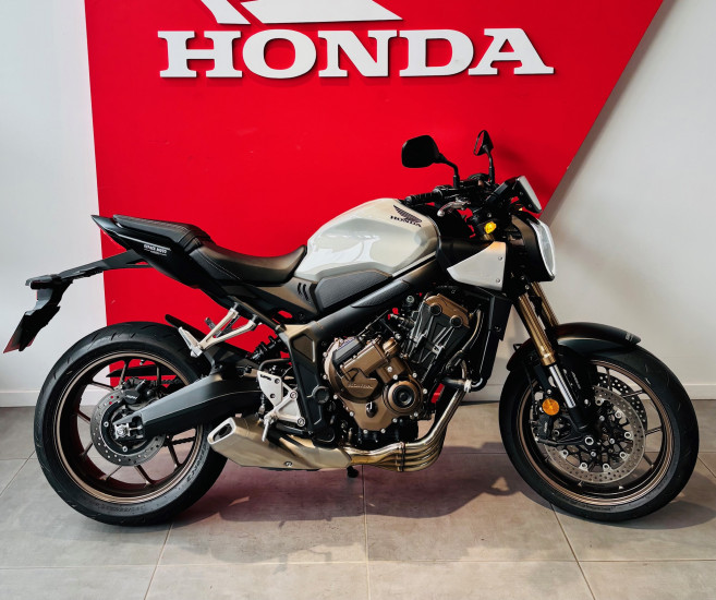 HONDA CB 650 R E-Clutch - BEAUCOUZE