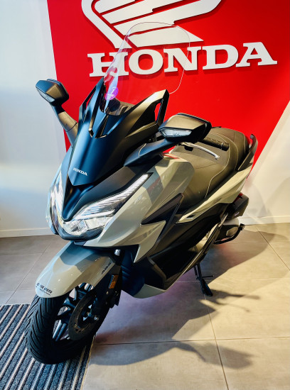 HONDA FORZA 125 2022 GRIS NARDO + SELLE CONFORT - BEAUCOUZE