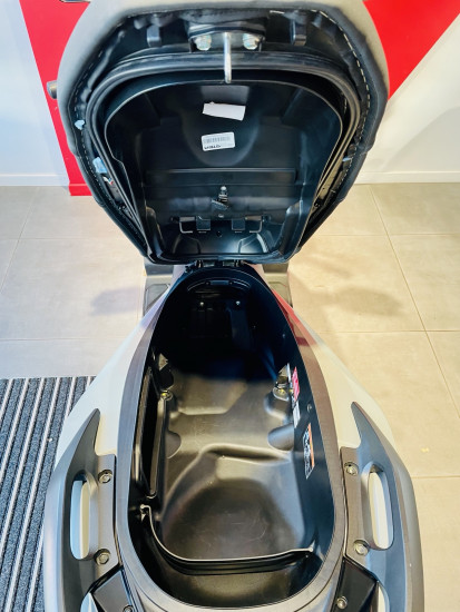 HONDA FORZA 125 2022 GRIS NARDO + SELLE CONFORT - BEAUCOUZE