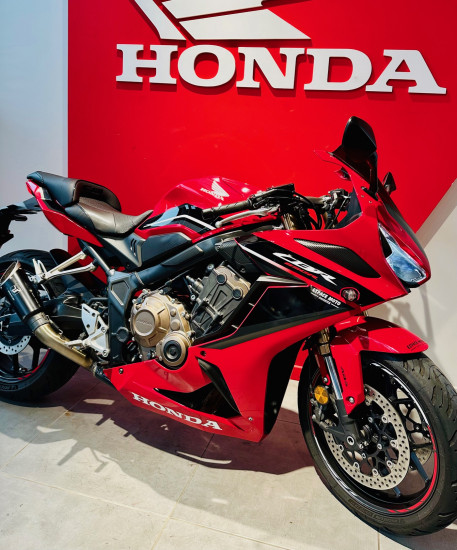HONDA CBR 650 R - BEAUCOUZE