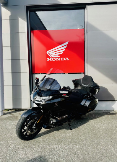 HONDA GL1800 GOLDWING TOURING DCT - BEAUCOUZE