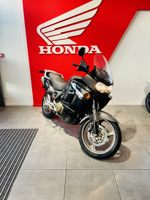HONDA XL 1000 V VARADERO ESPACE MOTO  BEAUCOUZE 