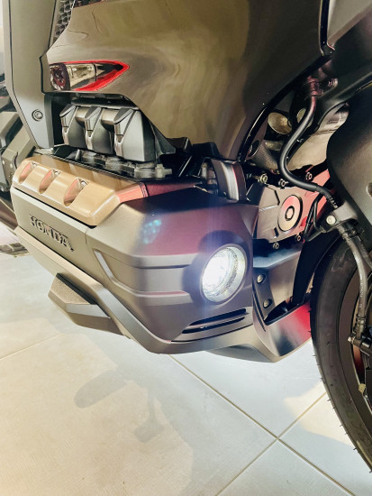 HONDA GL 1800 GOLDWING TOURING DCT 2023 - BEAUCOUZE