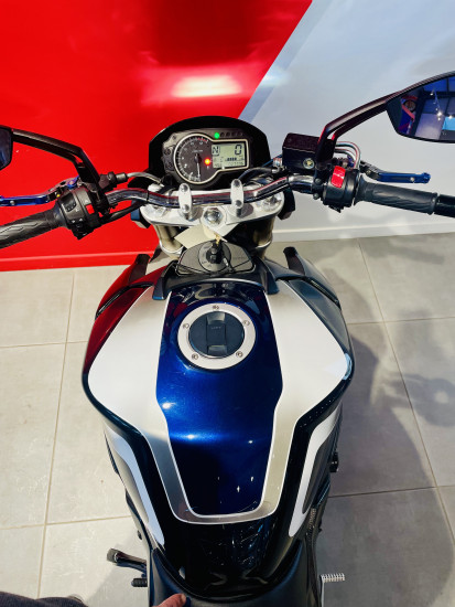 SUZUKI GSR 750 GSR750 PEINTURE PERSO - BEAUCOUZE