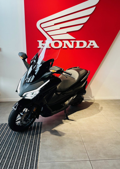 HONDA FORZA 350 - BEAUCOUZE