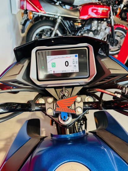 HONDA CB 125 F - BEAUCOUZE