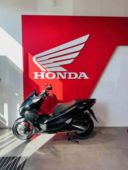 HONDA PCX 125 - BEAUCOUZE