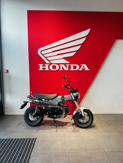 HONDA DAX ST125 - BEAUCOUZE