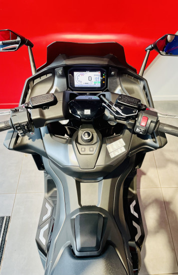 HONDA FORZA 750 SPECIAL EDITION 2024 - BEAUCOUZE