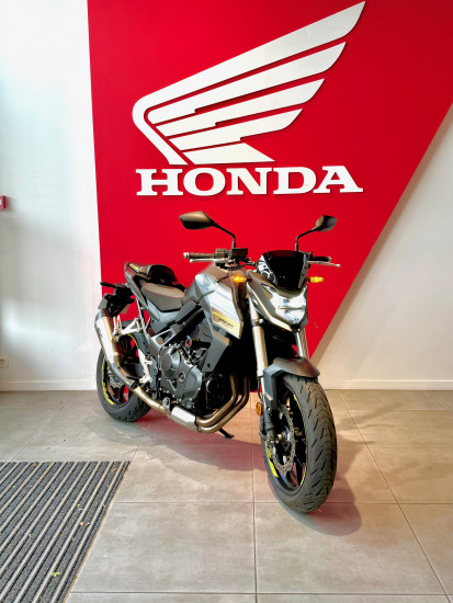 HONDA HORNET 750 - BEAUCOUZE