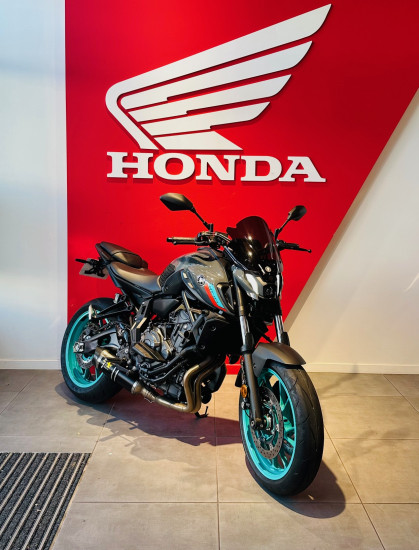 YAMAHA MT07 MT 07 - BEAUCOUZE